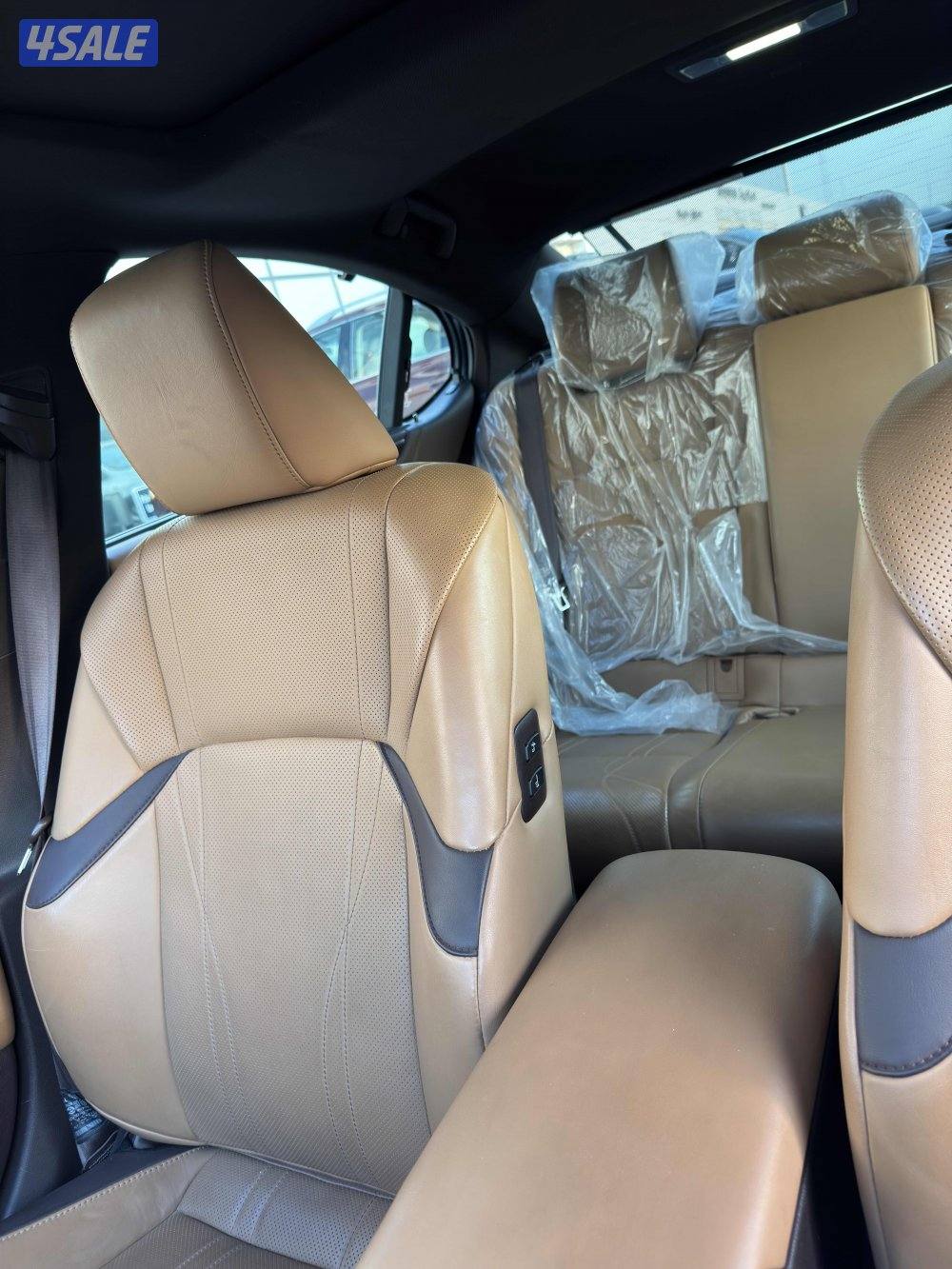 للبيع لكزس ES350  موديل 2021 كلمل المواصفات9