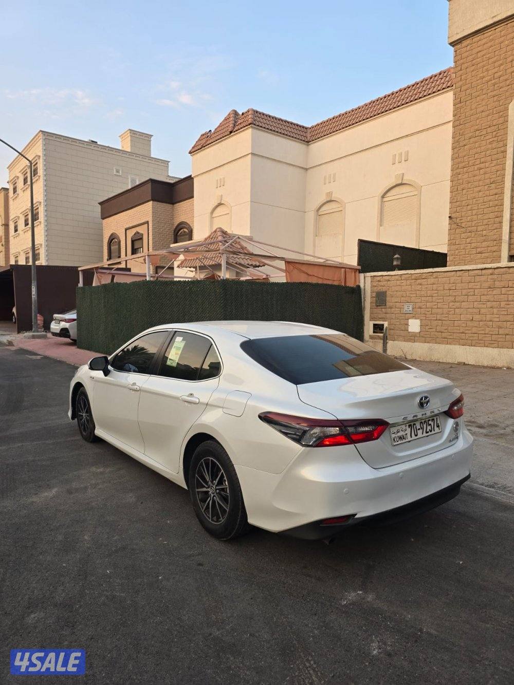 كامري هايبرد عداد 50 ألف فقط2