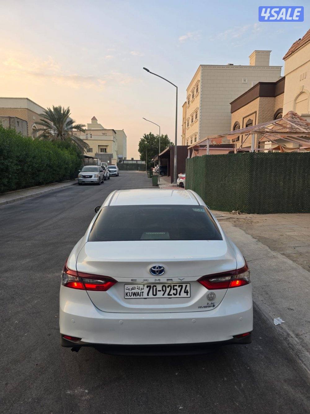 كامري هايبرد عداد 50 ألف فقط6