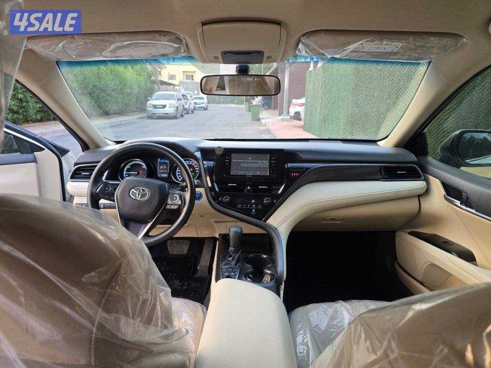 كامري هايبرد عداد 50 ألف فقط7