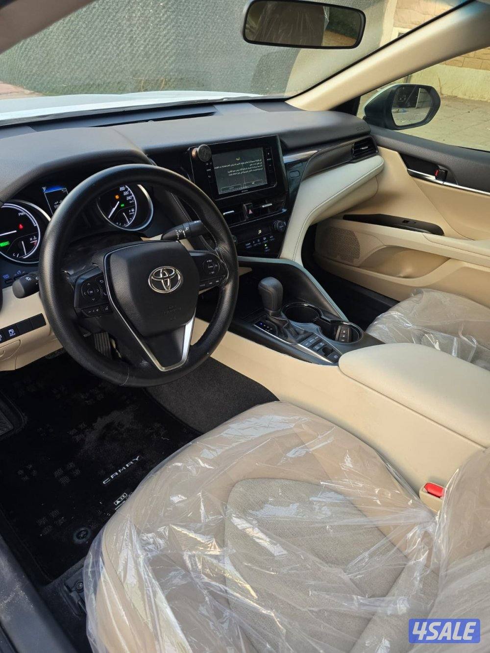 كامري هايبرد عداد 50 ألف فقط8