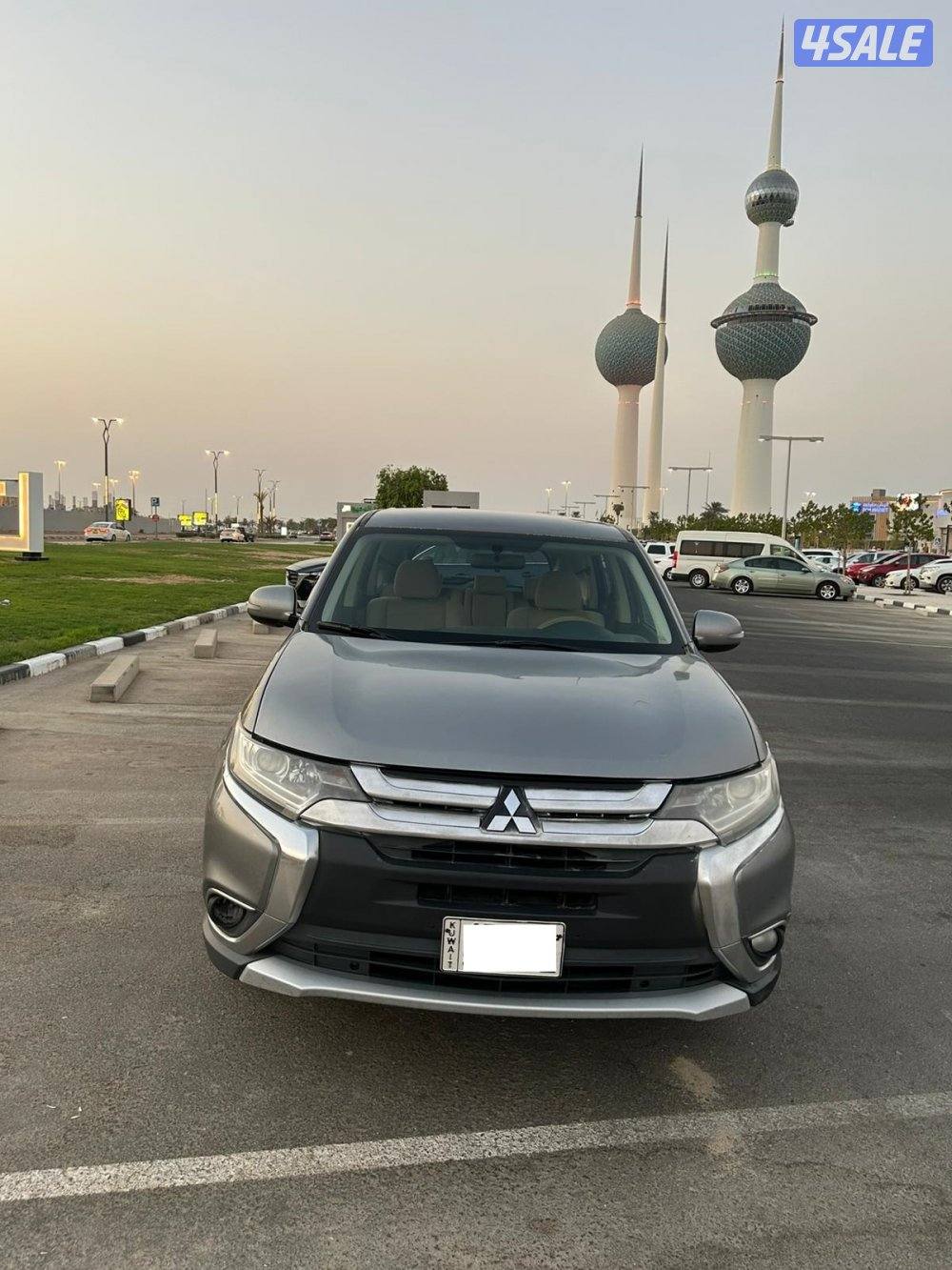 للبيع: ميتسوبيشي أوتلاندر 20174