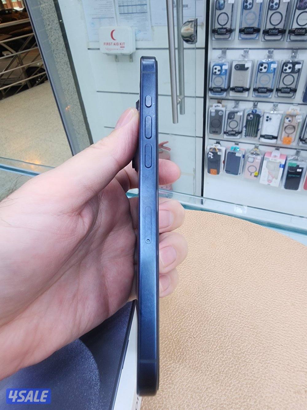 iphone 15 pro max 512gb very neat and clean with all accessories5