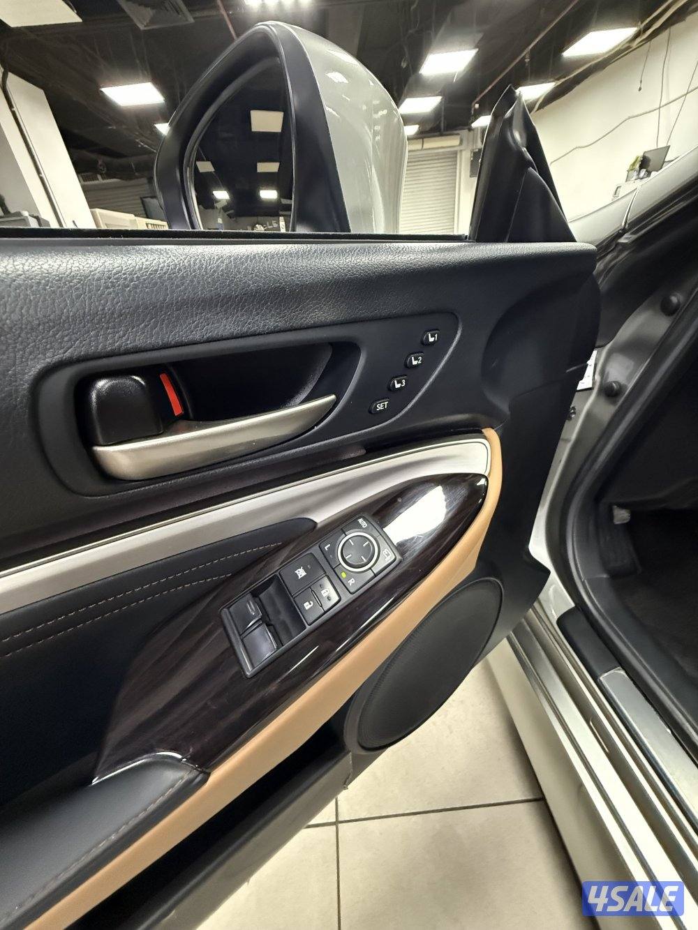 لكزس RC350الدرجة الفل صبغ وكالة4