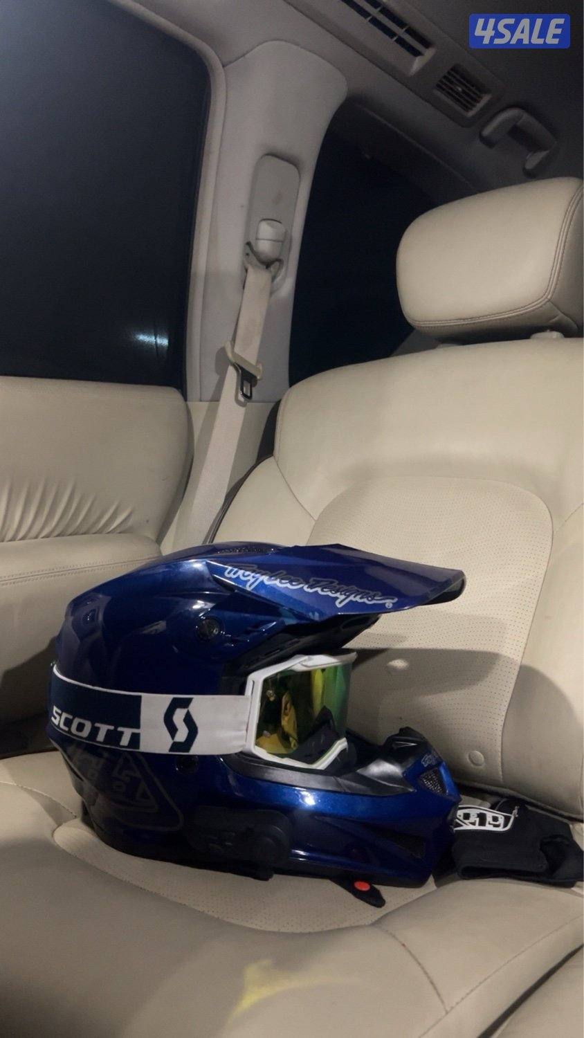 للبيع خوذه من k&s0