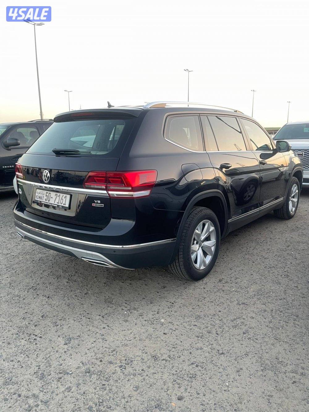 Volkswagen Teramont R-line Fully Loaded Accident free 7 Seater5