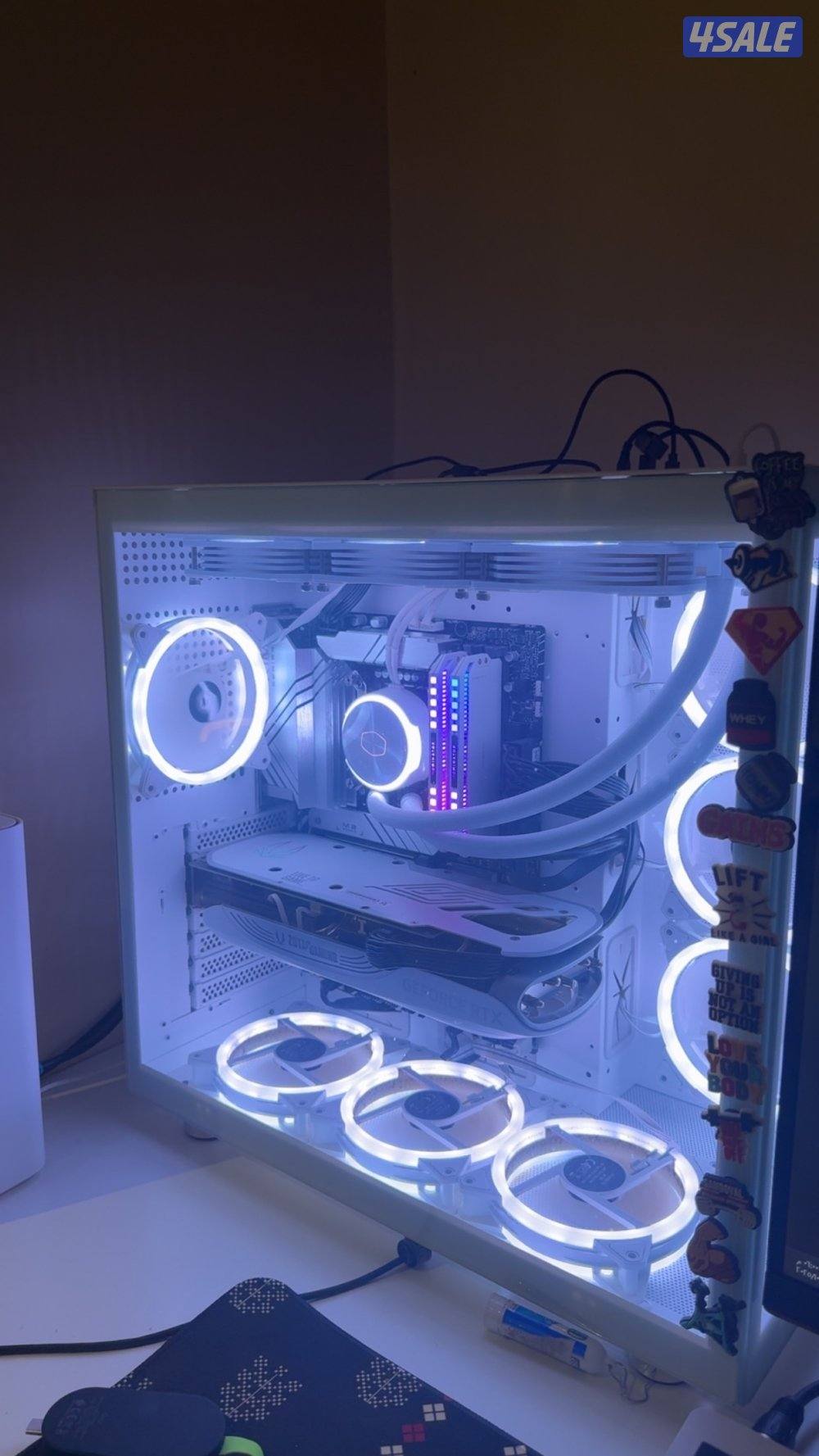 للبيع بي سي0