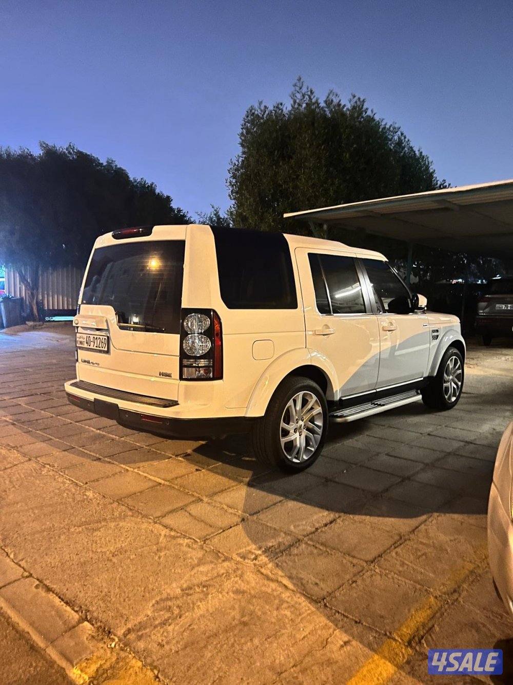 دسكفري LR4  موديل 2016  عداد 103000 كم  وارد الغانم بحالة الوكالة3