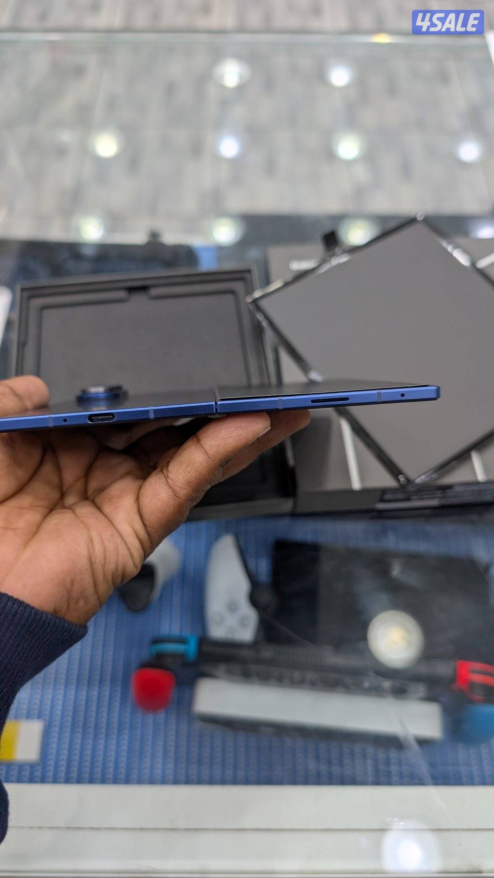 Samsung z fold 7 (1TB)4