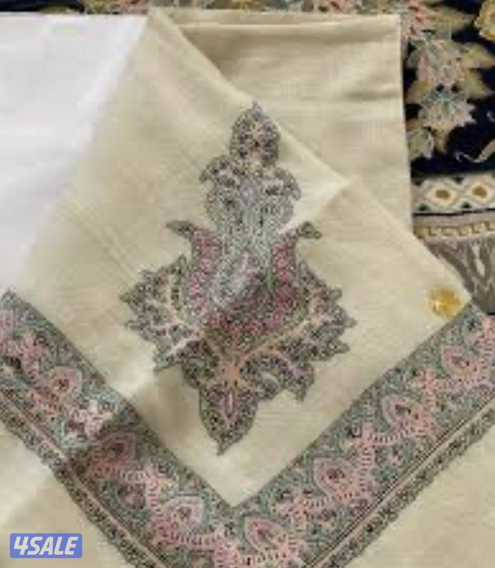 للبيع شالات عمانية قماش مميز%3