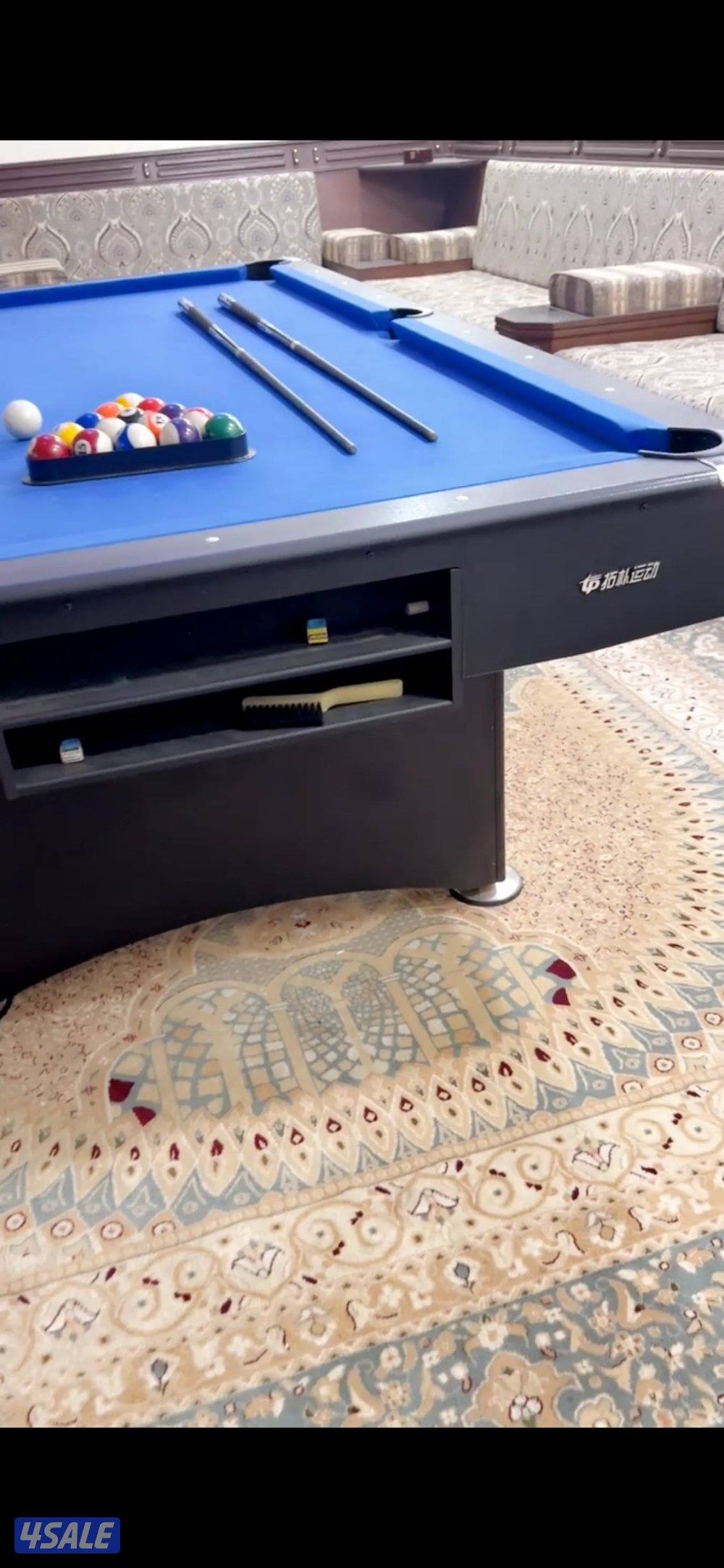 طاولة بلياردوا1