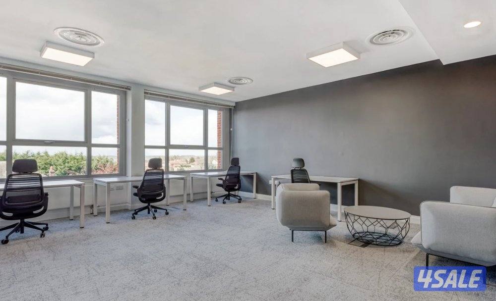 مكاتب تجارية راقية بمساحات مختلفة3