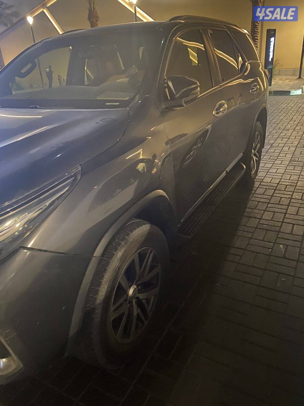 للبيع فورتنر صبغ وكاله3