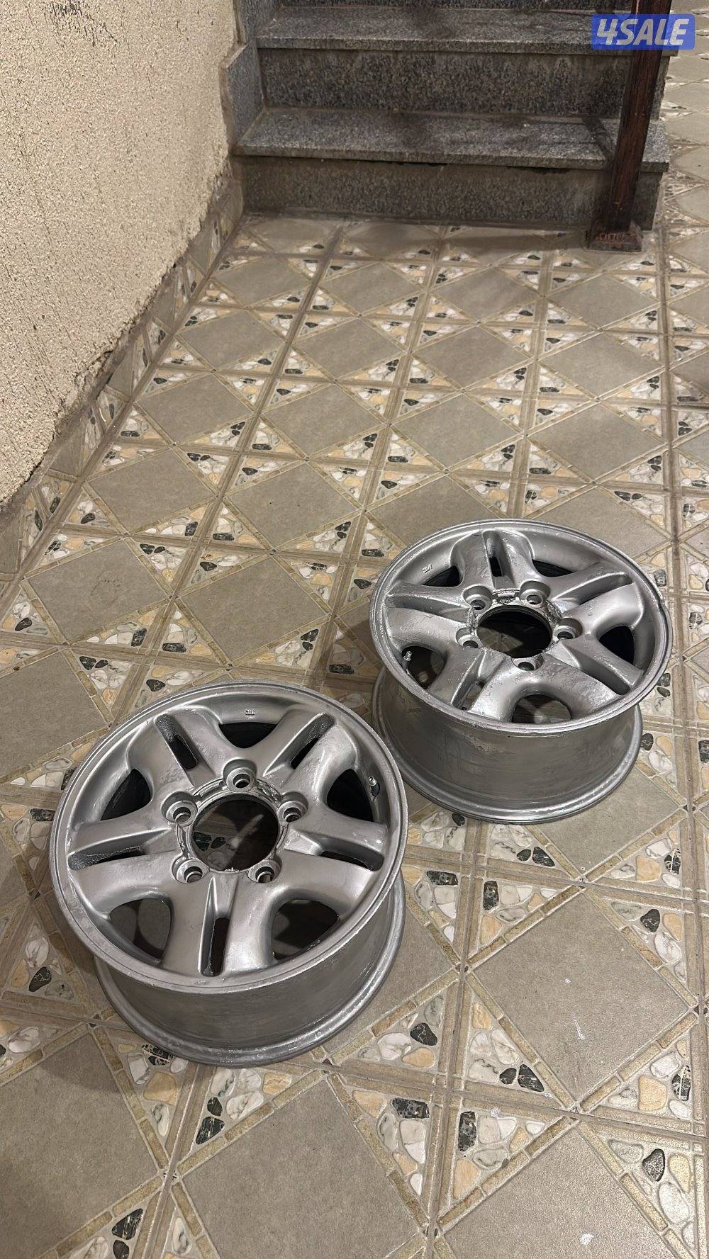 للبيع رنقين لكزس نيكل نظاااف0