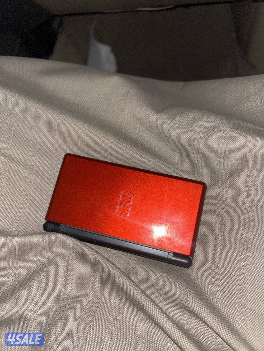 فيه موامري مهكرDSنتديو او للبدل بجهاز0