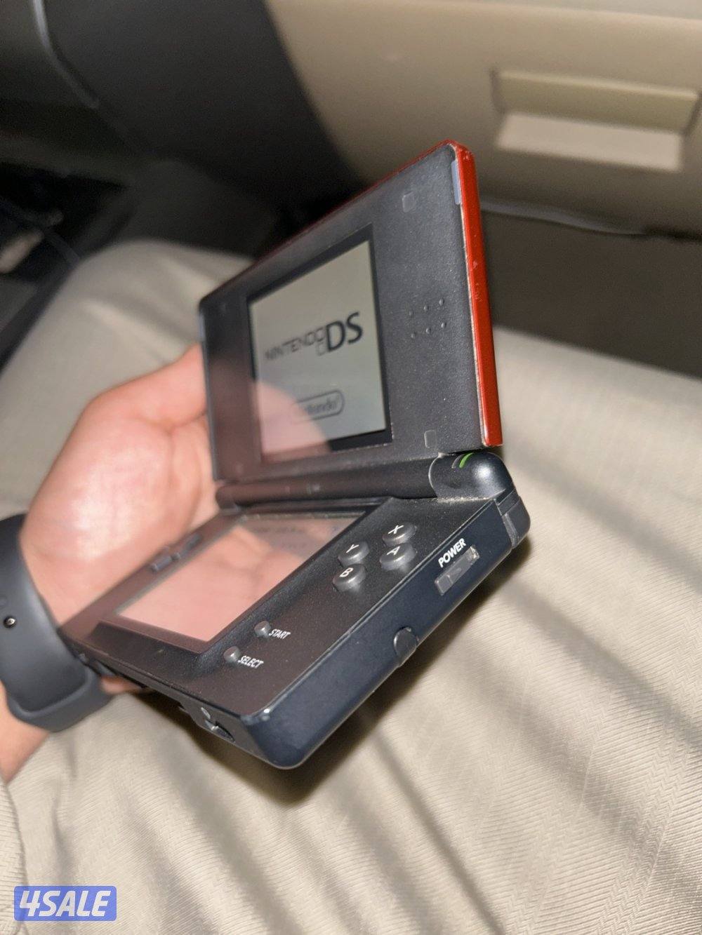 فيه موامري مهكرDSنتديو او للبدل بجهاز4