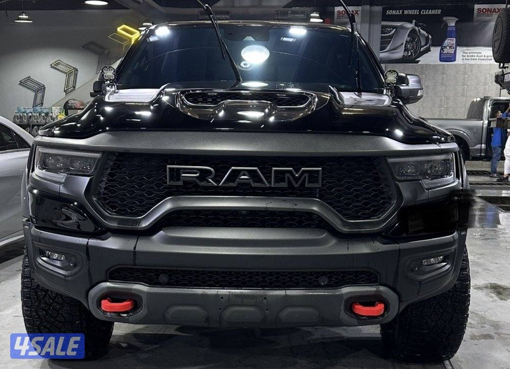 دعامية+ شاصة حماية اسفل الدعامية  + سبرنقات خلفية RAM TRX0