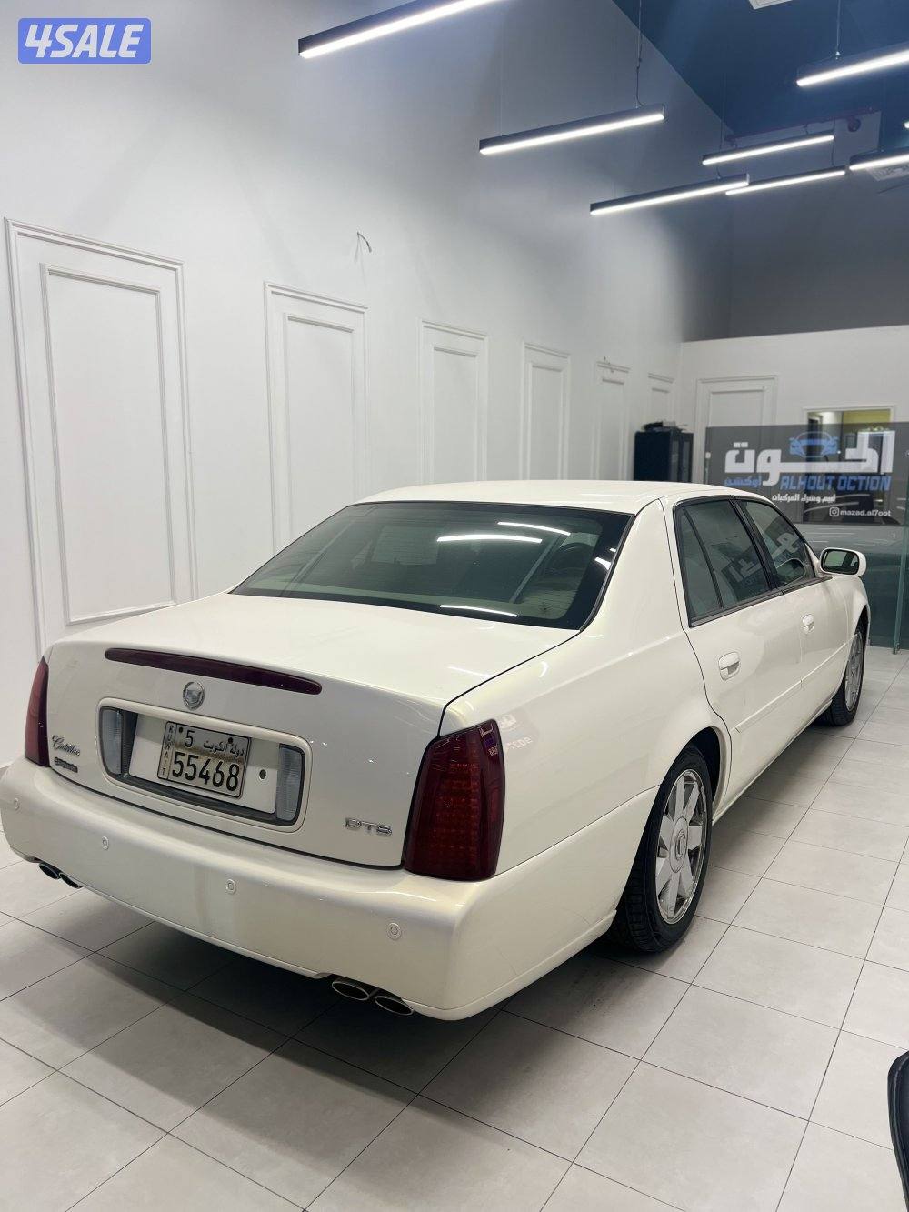 كاديلاك ديفيل20053