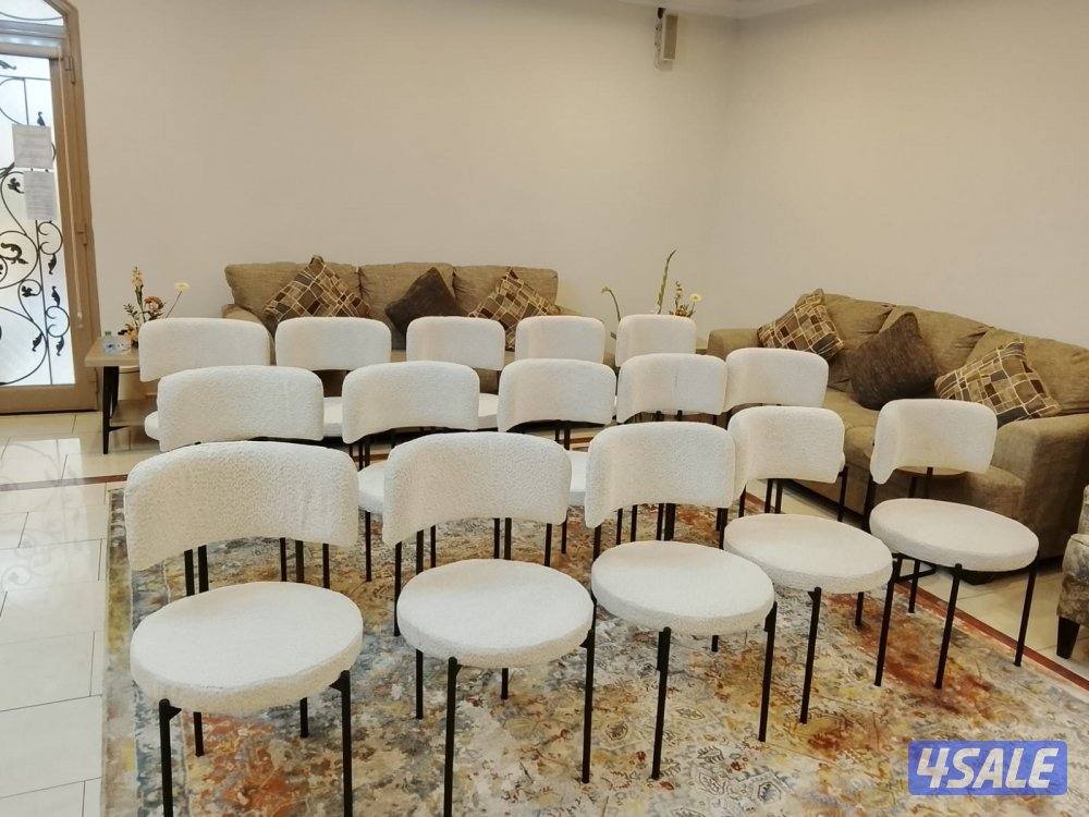 تاجير كرسي مخمل انواع الكراسي كوش افراح خدمات ضيافه حريمي ورجال عراه1