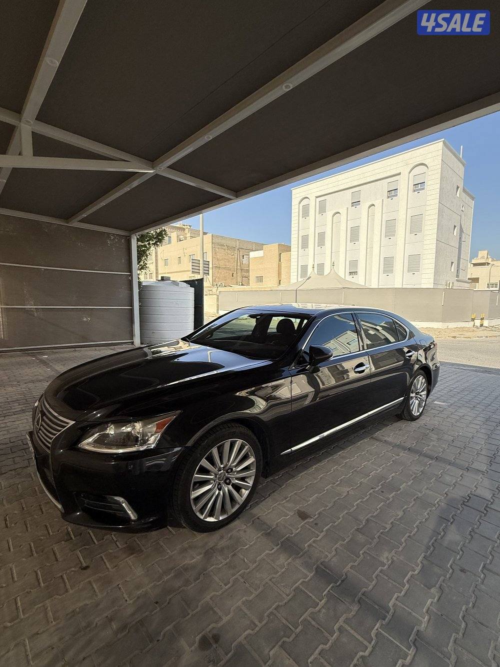 لكزس لارج فل0