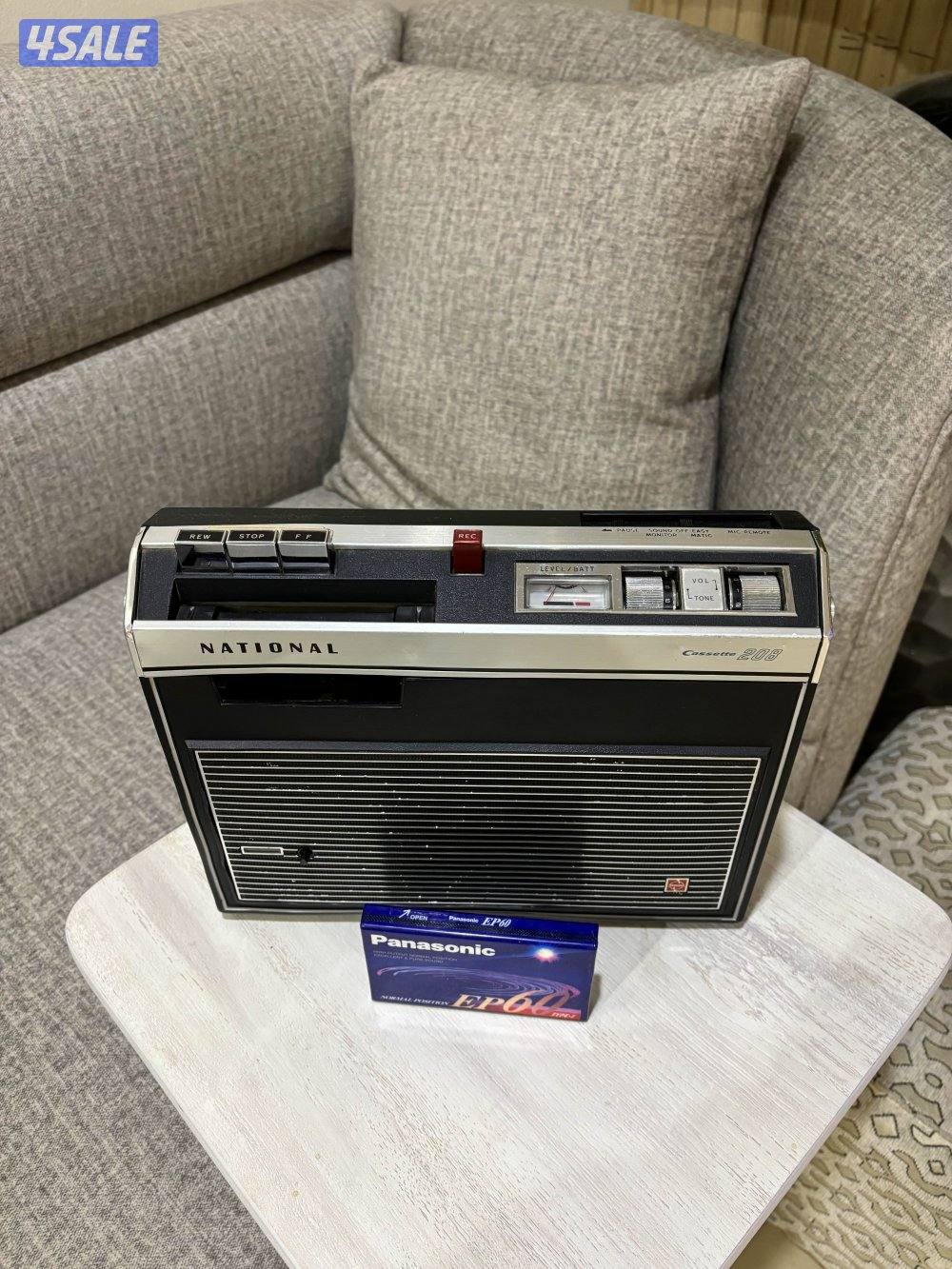 مسجل كاست انتيك سنة 1970 ناشونال0