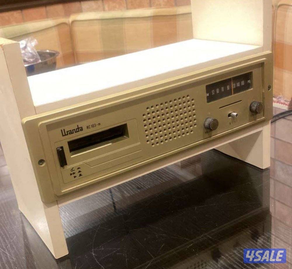 راديو مع مسجل انتيك0