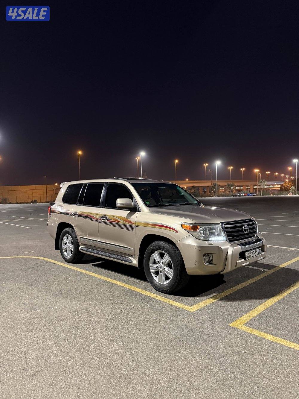 لاندكروزر 20123