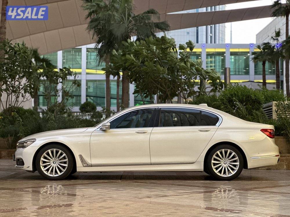 730LI / 2018 / 107 km3