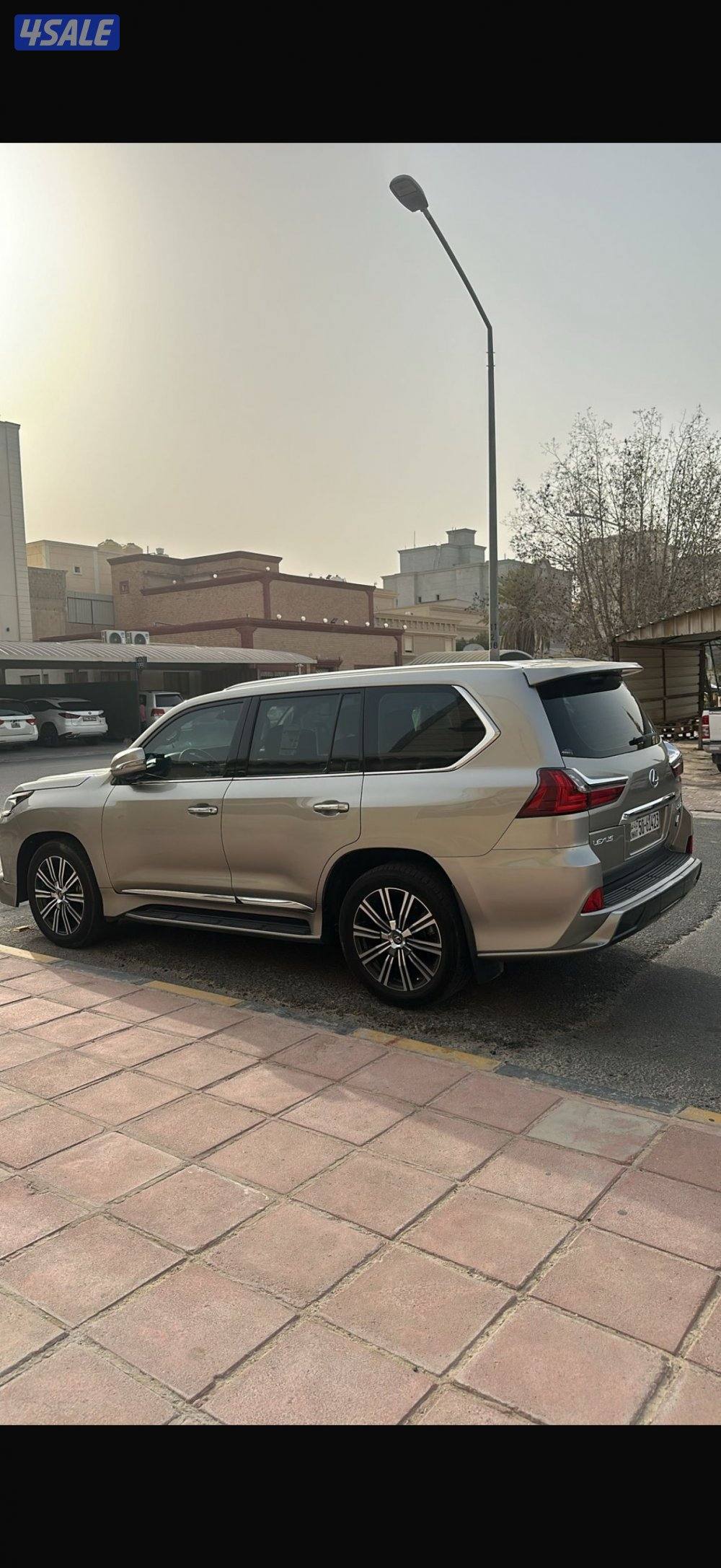 جيب لكزس 20180