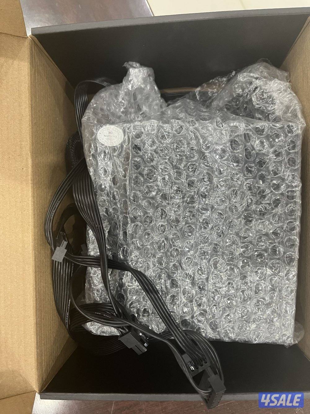 Zumax Power supply unit 80plus bronze 650W1