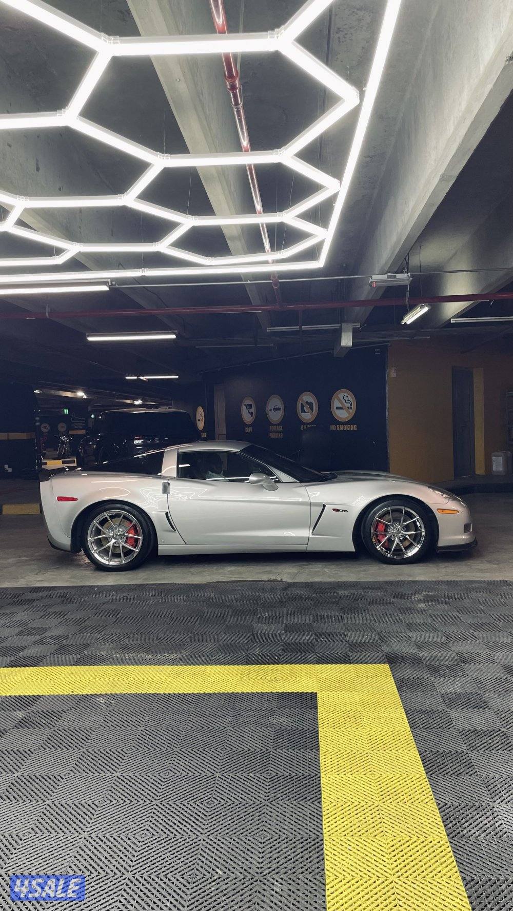 للبيع zo6 2009 شرط الفحص0