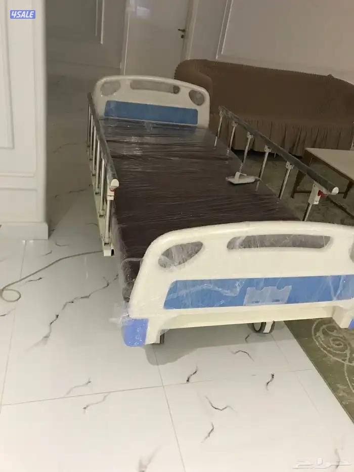 سرير طبي جديد4