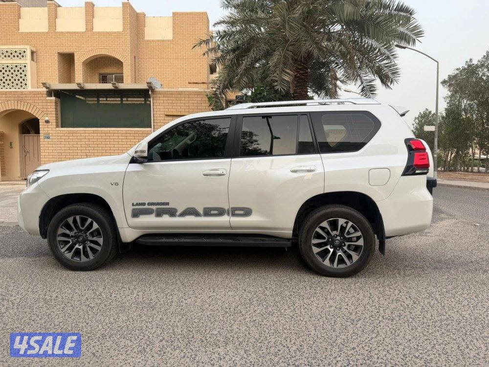 للبيع برادو موديل2022TXLوارد الساير كامل المواصفت0