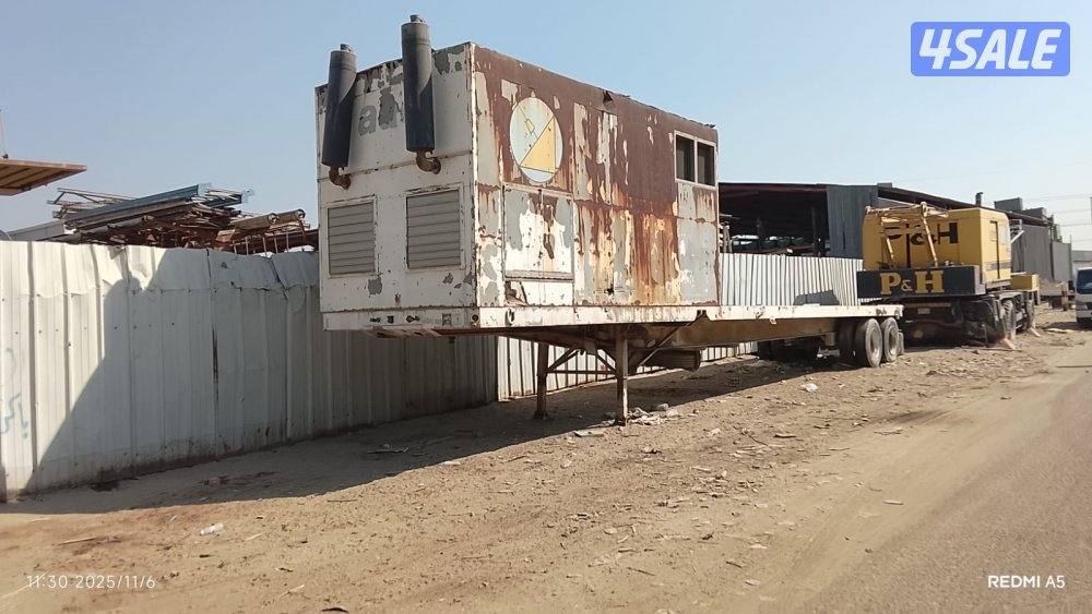 عدد ٢ مولدات كهرباء جينيريتور مع سطح تريلا0