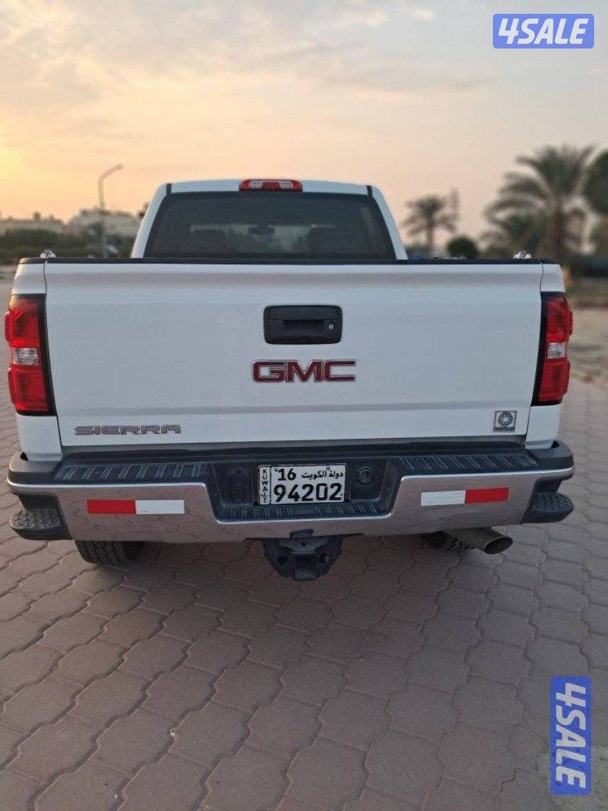 للبيع وانيت سيرا موديل 2019 ماشي 88 الف غمارتين شرط الفحص6