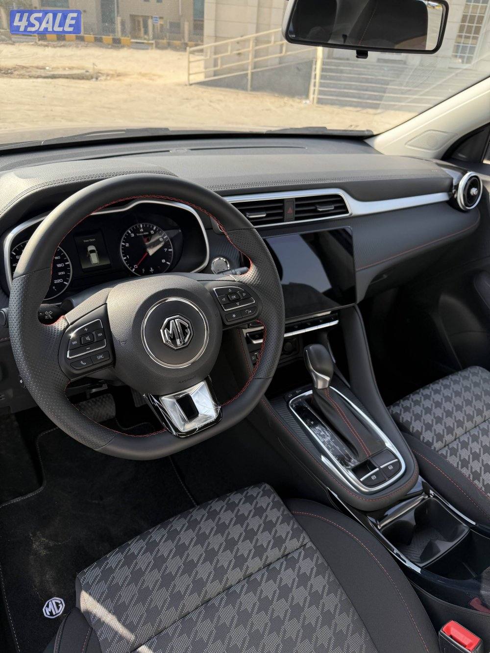 أم جئ ZS موديل 2025 أصفار تحت الكفاله اللوان اسواد ت 60633325