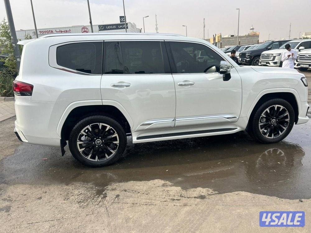 لاند كروزر VX.R AEROs twin turbo.V62