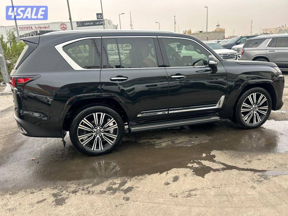 لكزس LX600 درجة اولى twinturbo .V63