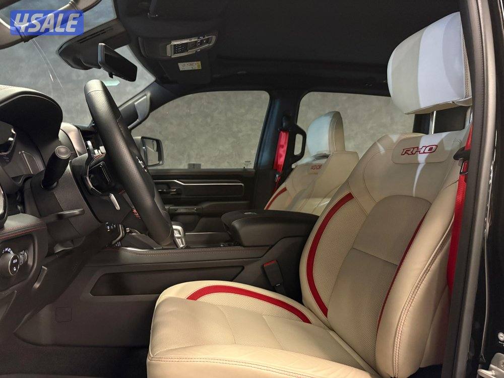 وانيت دودج رام RHO1