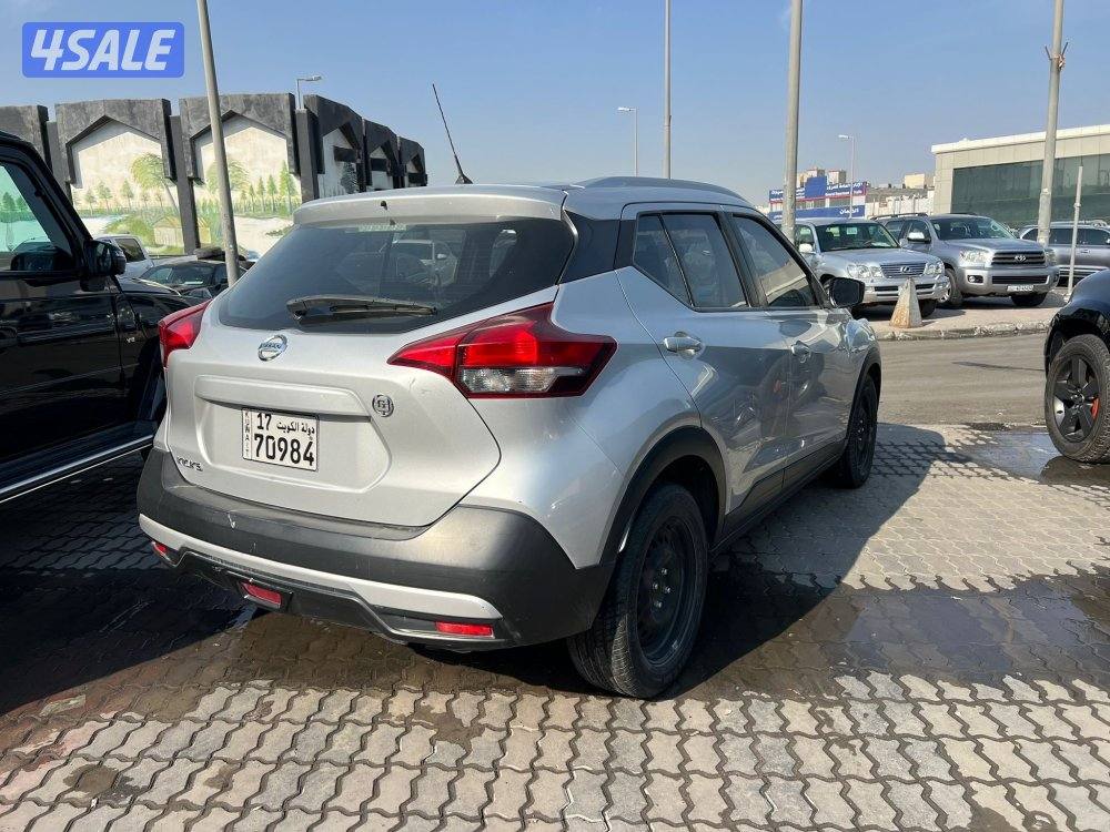 نيسان كيكس1