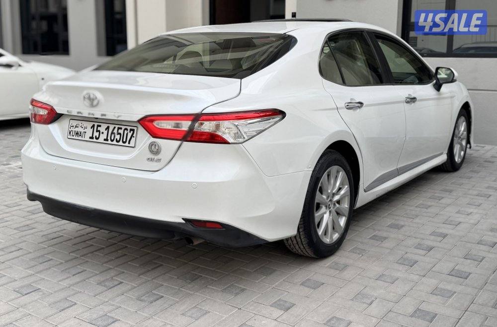 للبيع كامري 2019 كاملة المواصفات4