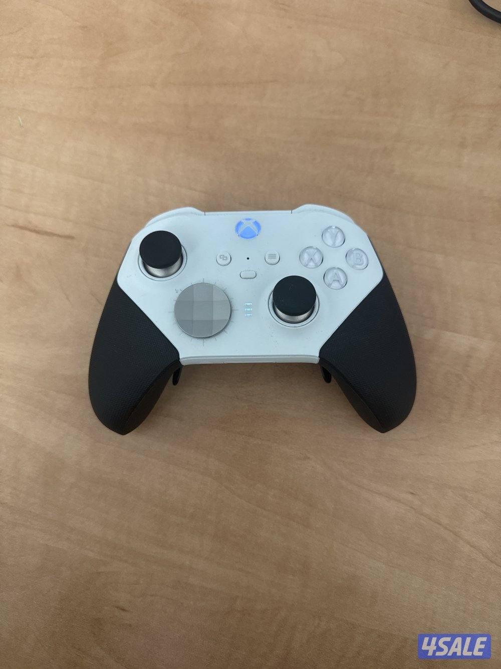 Xbox elite core with component pack0