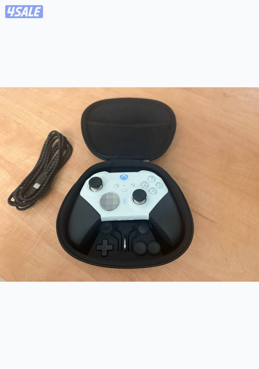 Xbox elite core with component pack4