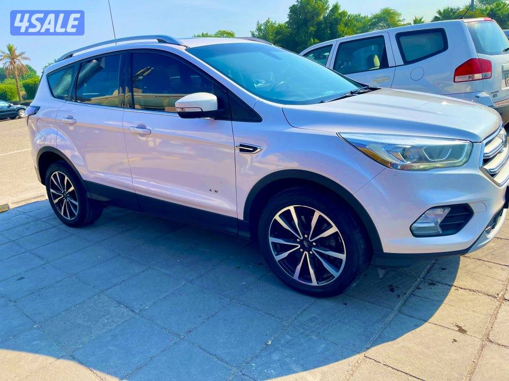 فورد اسكيب 2019 صبغ الوكاله بالكامل عداد ١٢٧ الف شرط الفحص1