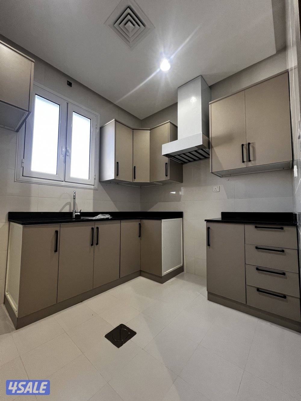 | للاجار شقق معا سطح غرب و جنوب |2