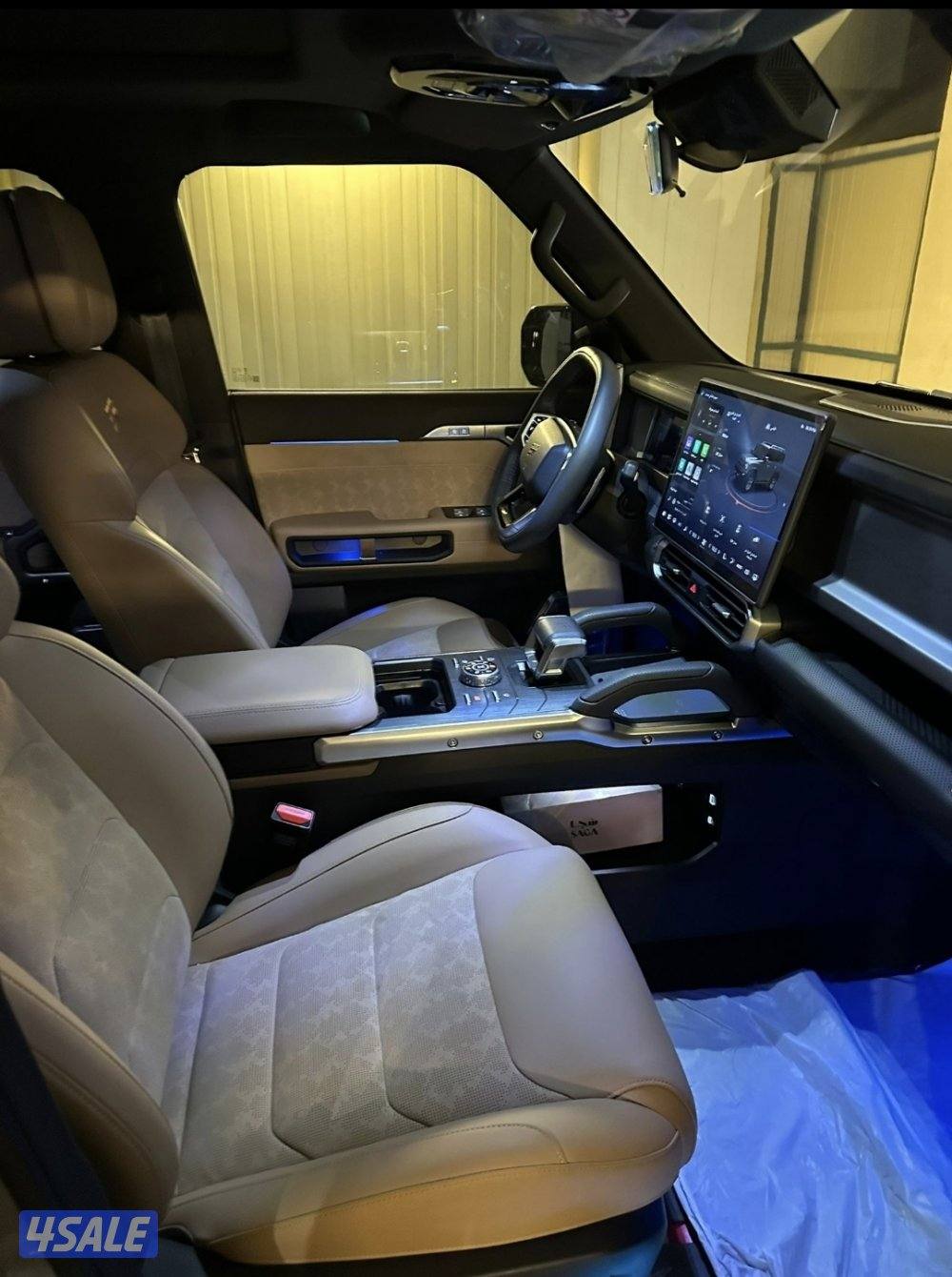 للبيع T2 سلفر 2025 ماشي 44 صبغ الوكاله2