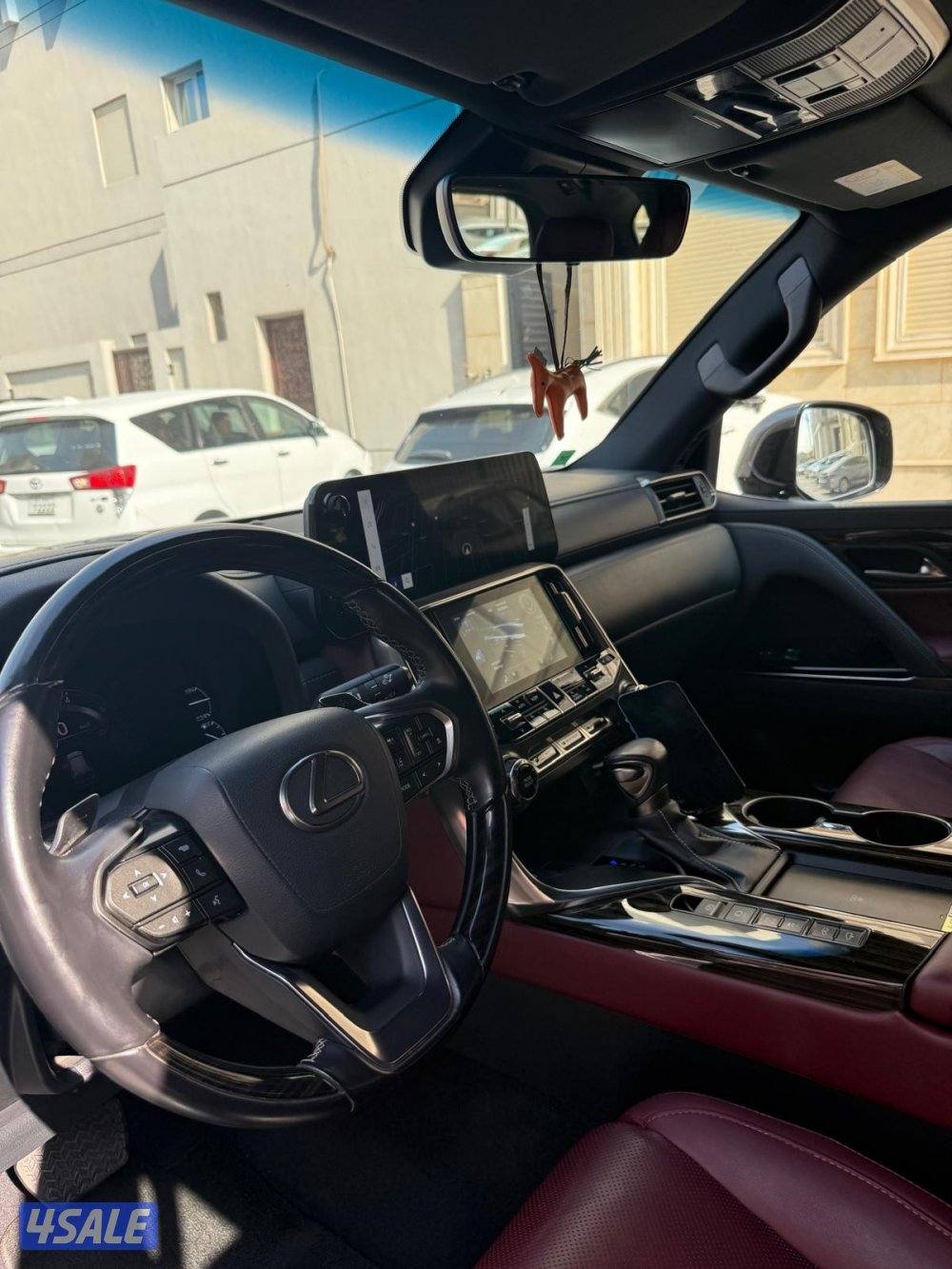 للبيع لكزاز LX صبغ وكاله حمايه كامله ماشي 694