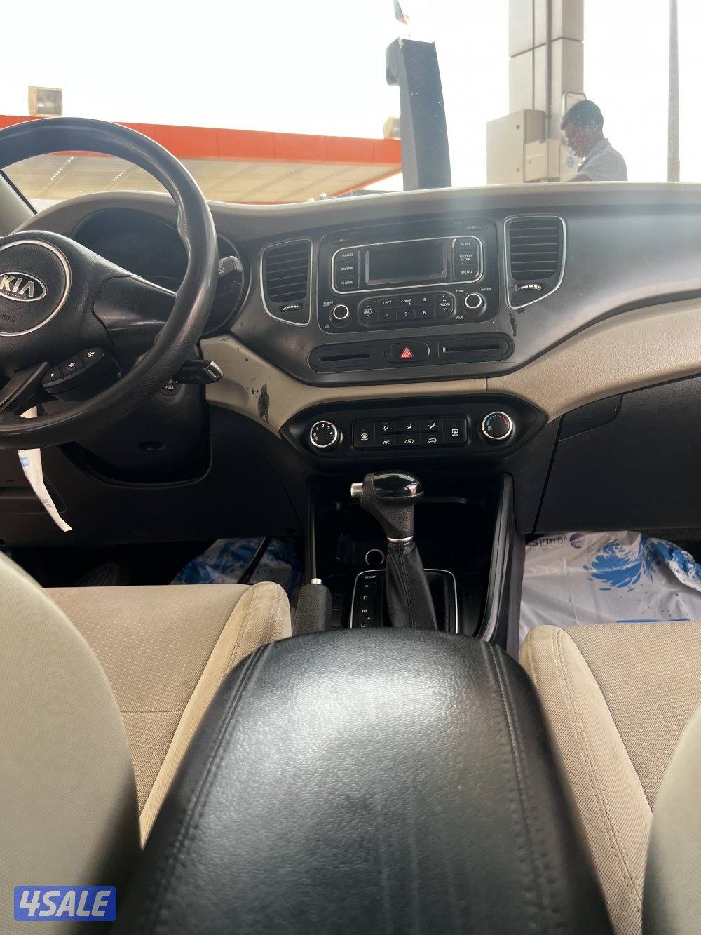 كيا كارينز 20151