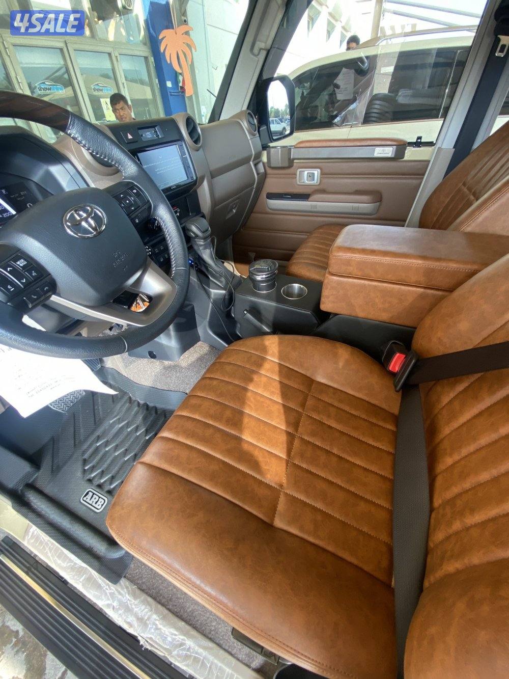 للبيع لاندكروزر LC761