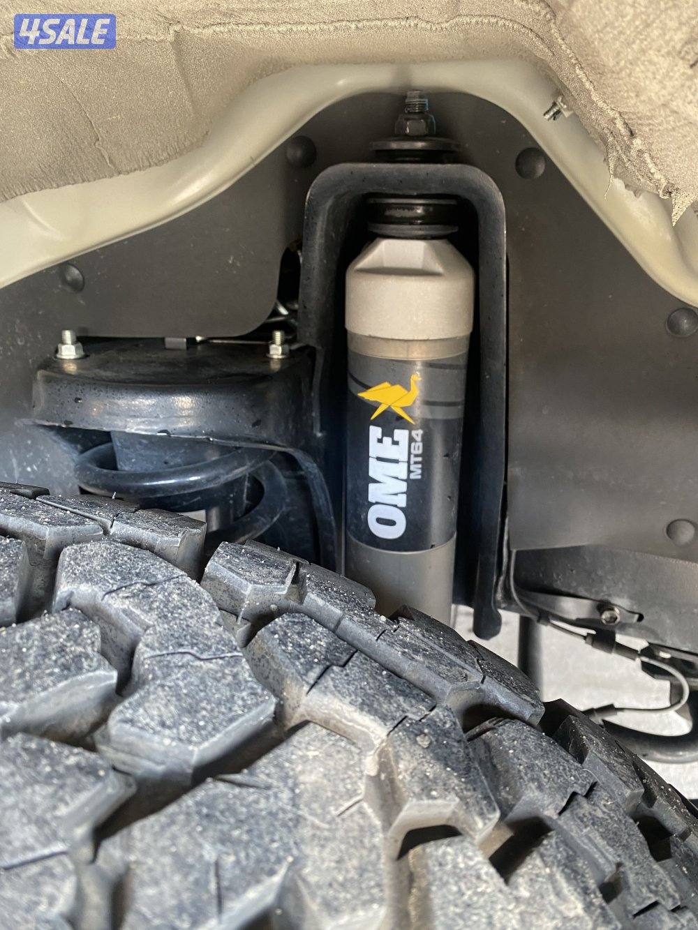 للبيع لاندكروزر LC764